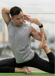 Holistic wellness and relaxation therapy at modern Willis facility